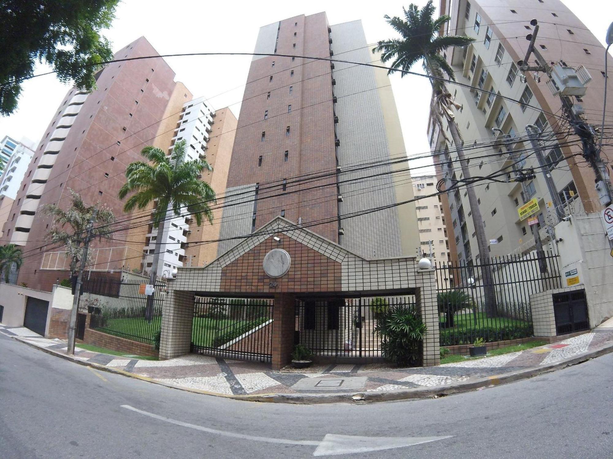 Apê Família 3 Quartos 200m Da Feirinha Beira Mar *